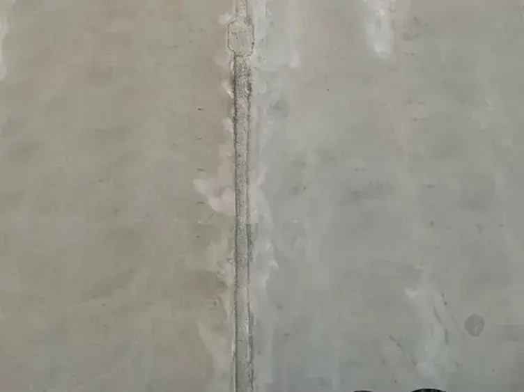 巡鹰智检：告别破坏性钻孔，看阵列超声设备如何高效检测预制混凝土构件